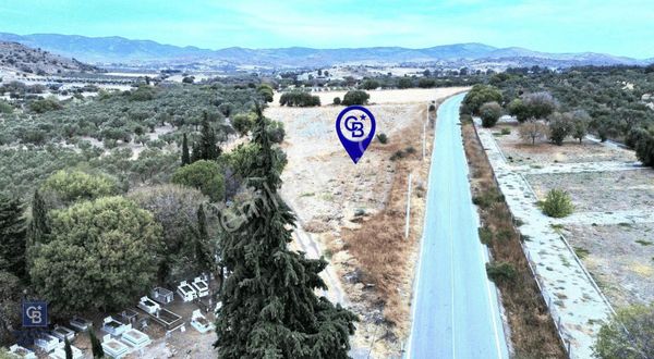 Foça Fevzi Çakmak Mah. Satılık Hisseli Tarla