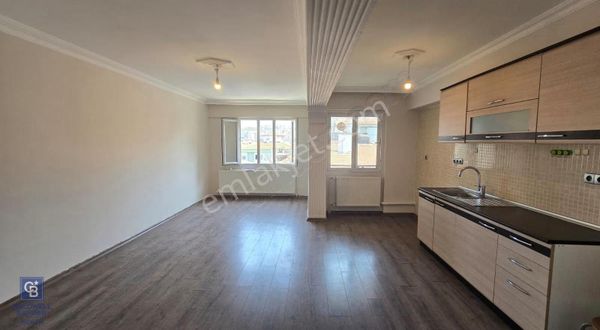 İzmir Güzelyalı'da Satılık Merkezi Konum 3+1 Daire