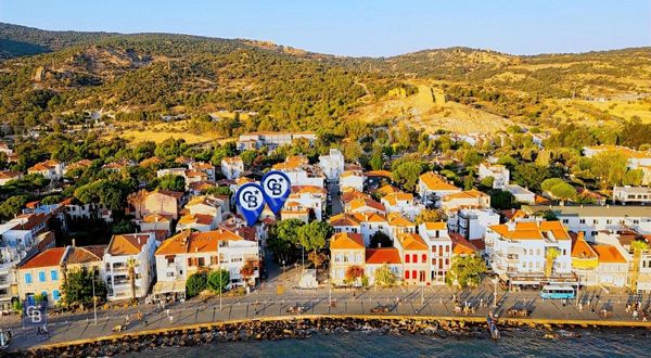 Eski Foça İsmetpaşa Mah. 2 Adet Satılık Taş Ev