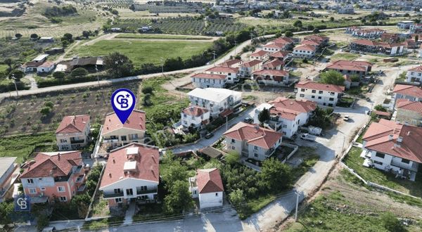 Foça Kazım Dirik Mah. Satılık 2+1 Daire