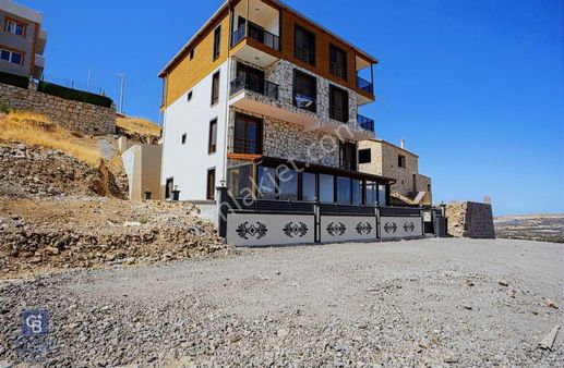 Foça Bağarası Kazım Dirik Mah. 2+2 Dubleks Daire