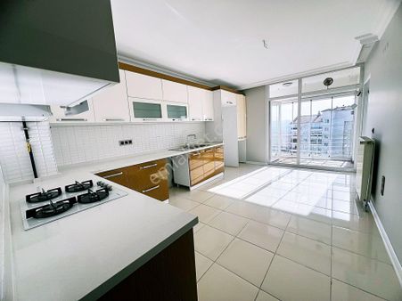 Cihandan Güzelyaka Mah Güventepe Cad Yakını Manzaralı Satlık 4+1