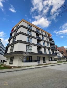 Atlastan/site İçinde Full Eşyalı Balkonlu Satılık 1+1 Daire