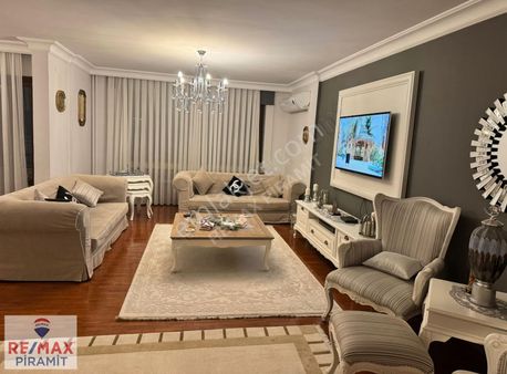 Acıbadem Tibaş Park Sitesi 3+1 Kiralık Ara Kat Daire !