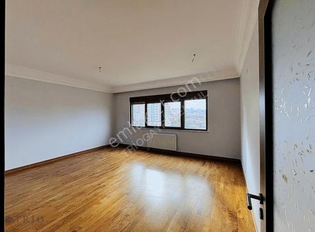 Bahçeşehir Spradon Kulelerde 2+1 Kiralık Tadilatlı&boyalı Daire