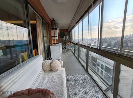 Bahçeşehir Konakları Önü Açık 4+1 Acil Satılık Daire