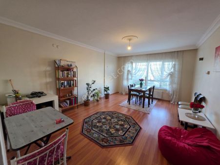 Altın Emlak'tan Erenler Mahallesi Akçakoca Evlerinde 3+1 Daire