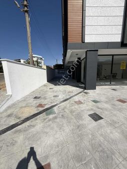 Akkaya İnşaattan Mükemmel Konumda 230 M2 Dükkan