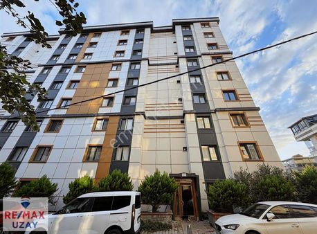 Eyüpsultan Alibeyköy'de Manzaralı Yeni Binada 2+1 Satılık Daire