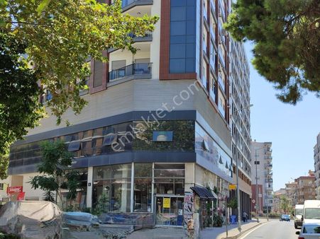 Başkut Emlak'tan İmbatlı'da Satılık Köşe Dükkan