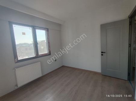 Başkut ' Tan İmbatlı Mah.de Park Cepheli-köşe 1+1 Satılık Daire