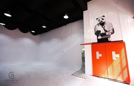 Hazır Kurulu Prodüksyon Alanı - Araç Girişi Olan 750 M² Atölye