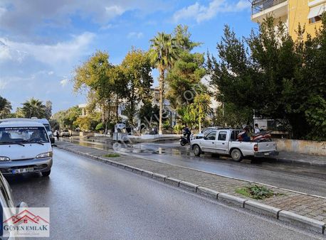 Güven Emlaktan Satılık Cumhuriyet'te Arakat Daire