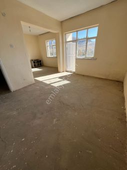 Öz Gaye Emlaktan Develi Hasan Şahan Mahallesi Mamak Koop.satılık Daire