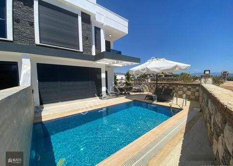 Didim Yeşilkent Yolunda Özel Havuzlu Satılıık Villa