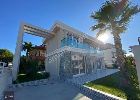 Didim Akbük'te Modern Mimari Satılık Villa
