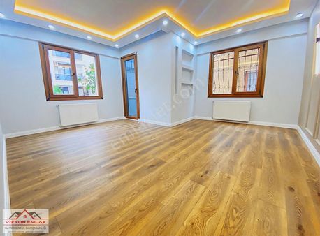 K.yalı Çınar Ara Kat 3+1 120m² Kombili Komple Yenilendi