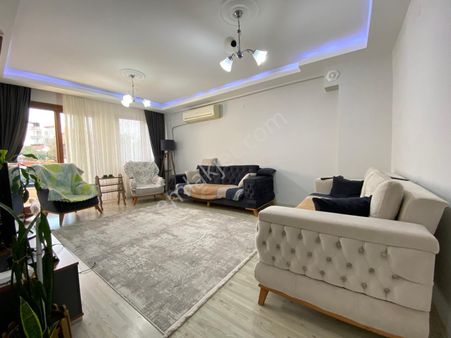 Acill Buca Ufuk Mah.de Meydan Yakını 3+1 130m2 Dgazlı Arakat Masrafsız Satılık Daire