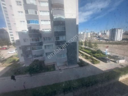 Eryaman Da Satılık Site İçerisinde Satılık Na Tamam Asansörlü 3+1 Daire