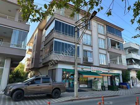 Ayanoğlundan Akçayın Kalbinde Ön Cephe Geniş Balkonlu 3+1 Daire