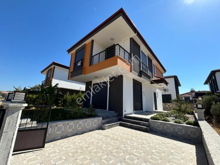 Didim Sağtur'da 3+1 Tam Müstakil Villa