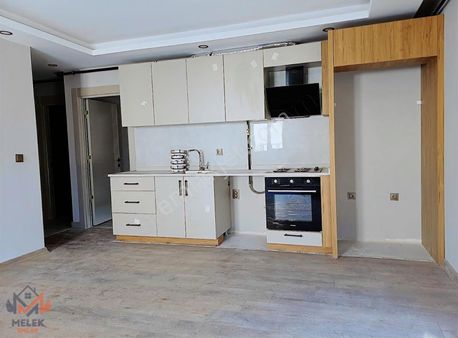 Yenimahalle Yeşilirmak Caddesi Üzeri Asansörlü Kiralık 2+1