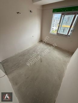 Faruk Arısan'dan Denize Yakın Ayrı Mutfak E. Banyolu Fırsat 2+1