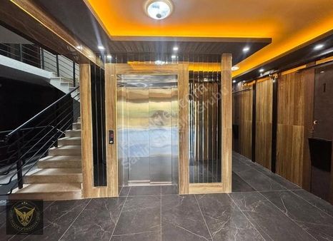 Metrobüse Yürüme Mesafesinde 2+1 Şık Tasarımlı Dairemiz...