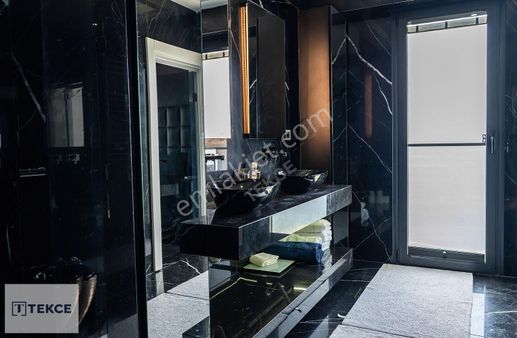 Yalıkavak'ta Marina Manzaralı, Modern Tasarımlı Villa | Tekce