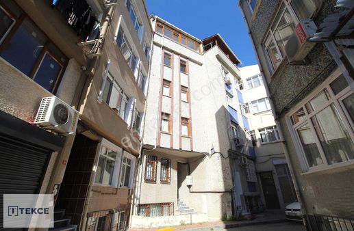 Fatih'te Yatırımcıya Uygun Fırsat Daire | Tekce
