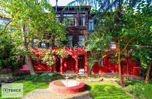 Fatih'te Haliç Manzaralı Ve Bahçeli Tarihi Konak | Tekce