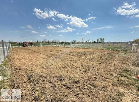 Kemerci'den Hatıp Yoluna 800m Mesafede Parsel