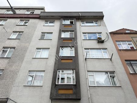 Salih Emlak 'tan Önü Açık 3+1 Kredili 3.kat Boş Daire