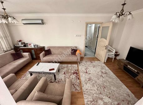 Üzümcü Okulu Yakını 140m2 Ful Yapılı D.gazlı Balkonlu 3+1 Lüks