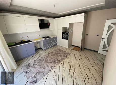 Daire Fiyatına 5+1 Villa