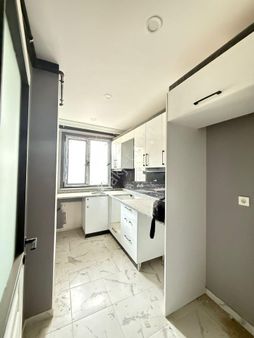 Satılık Çatı Dubleks 120 M2 İskanlı 4+1 Asansörlü Güney Cephe Merkezi Konum