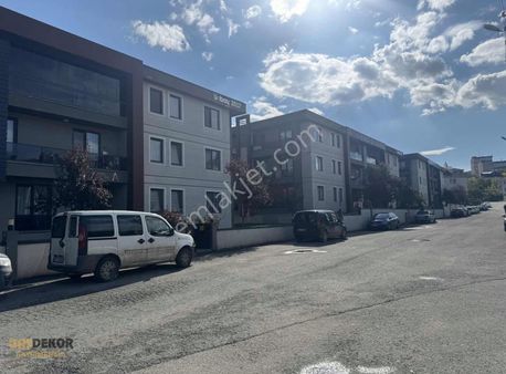 Başdekor Gayrimenkul'den Kiralık Daire Mavi Durak Yakını