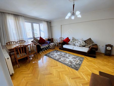 Dutluk Metroya 500m Mesafede Sevimli Sokakta 3+1 Güneybatı Cephe