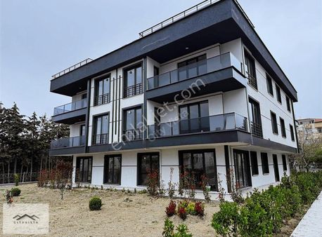 Büyükçekmece Kamiloba Butik Site İçi Satılık Sıfır 2+1 Daire