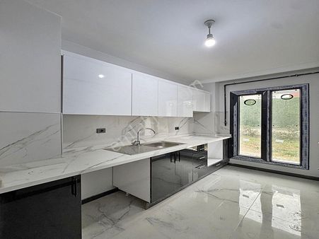 Cadde34 Yapı'dan Beylikdüzü Dereağzı'nda Bahçeli Sıfır Kapalı Mutfak Düz Giriş Satılık Daire