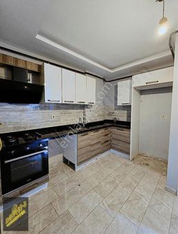 Çarkıparede Geniş Oturumlu 2+1 Açık Mutfak Kombi Ankastreli