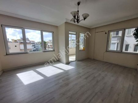 Alanya Güller Pınarı Mahallesi’nde Kiralık Ayrı Mutfak 2+1 Daire