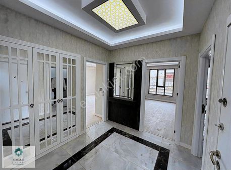 Kosova'da 3+1 Kızartma Balkonlu Sıfır Satılık Daire