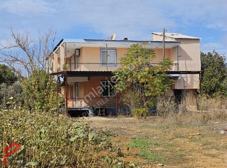 Cihadiye'de 4+1 200m2 Ev