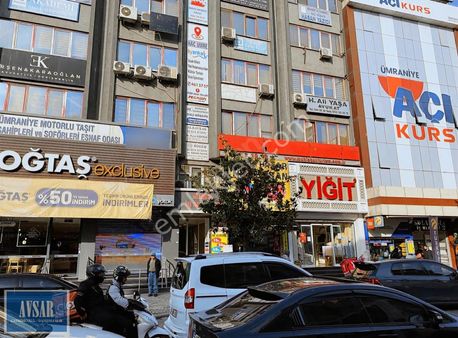 Ümraniye Son Durakta İş Merkezinde Kullanışlı Kiralık Ofis