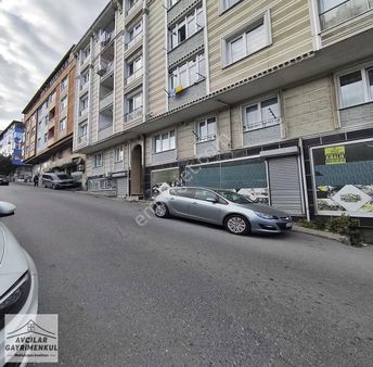 Avcılar Gayrimenkul'den Kiralık Cadde Üzeri 400m2 Dükkan