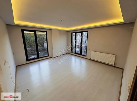 Şeref Emlaktan Butik Site 2+1 Balkonlu Asansörlü Daire