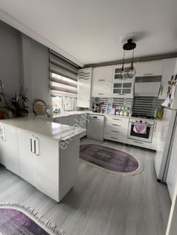 Nazar Emlak'tan Orta Kat Ön Cephe Full Yapılı