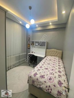 Acil Satılık 3+1 Ultralüx Göl Manzaralı Daire