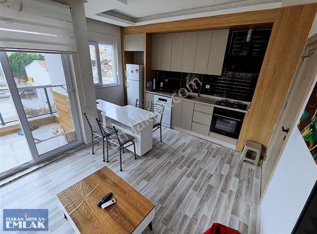 Necip Fazıl Kısakürek Cd. Üzerinde 2+1 Katta Satılık Daire